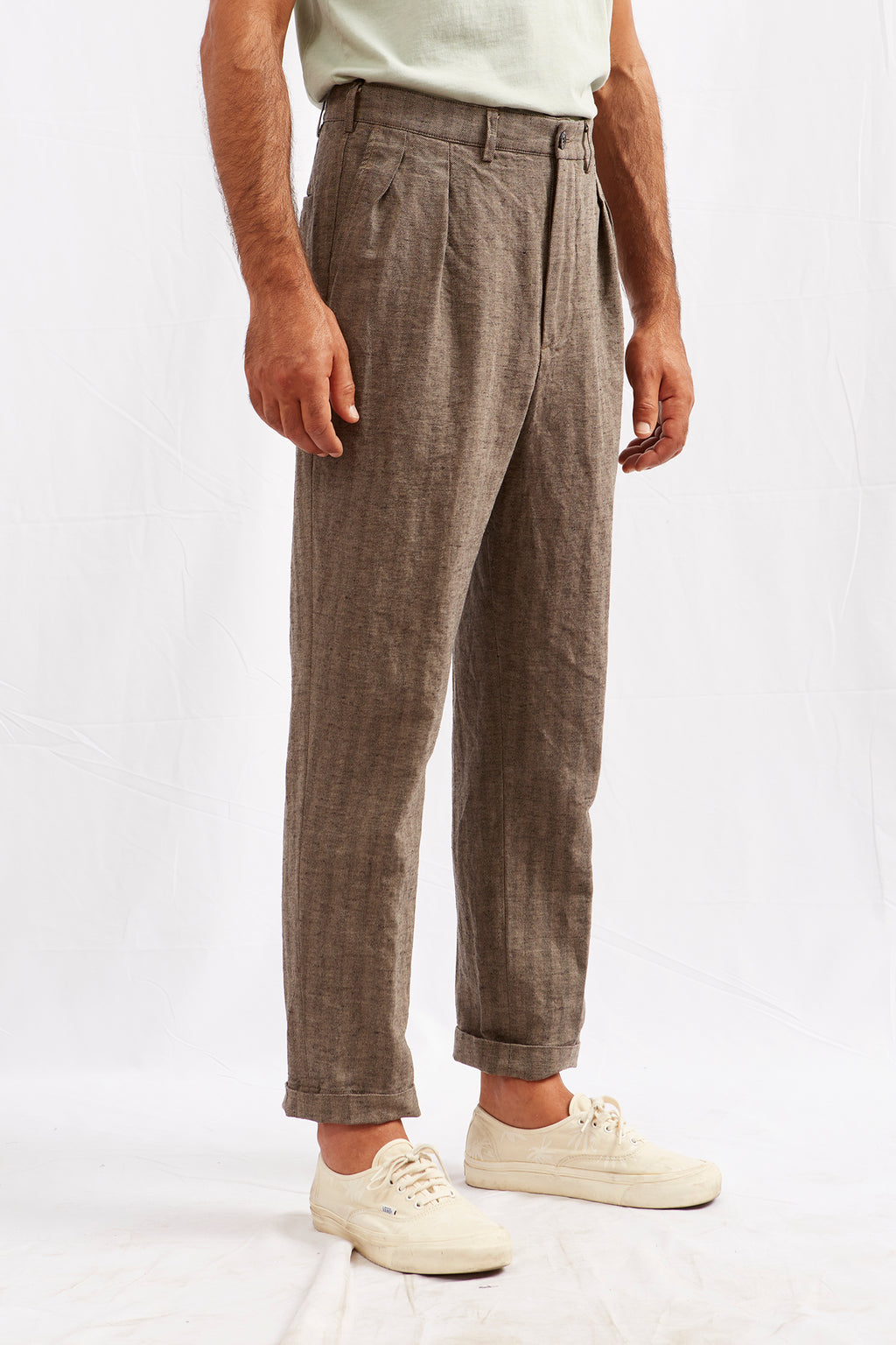 LUCIO hemp cotton brown herringbone 3138